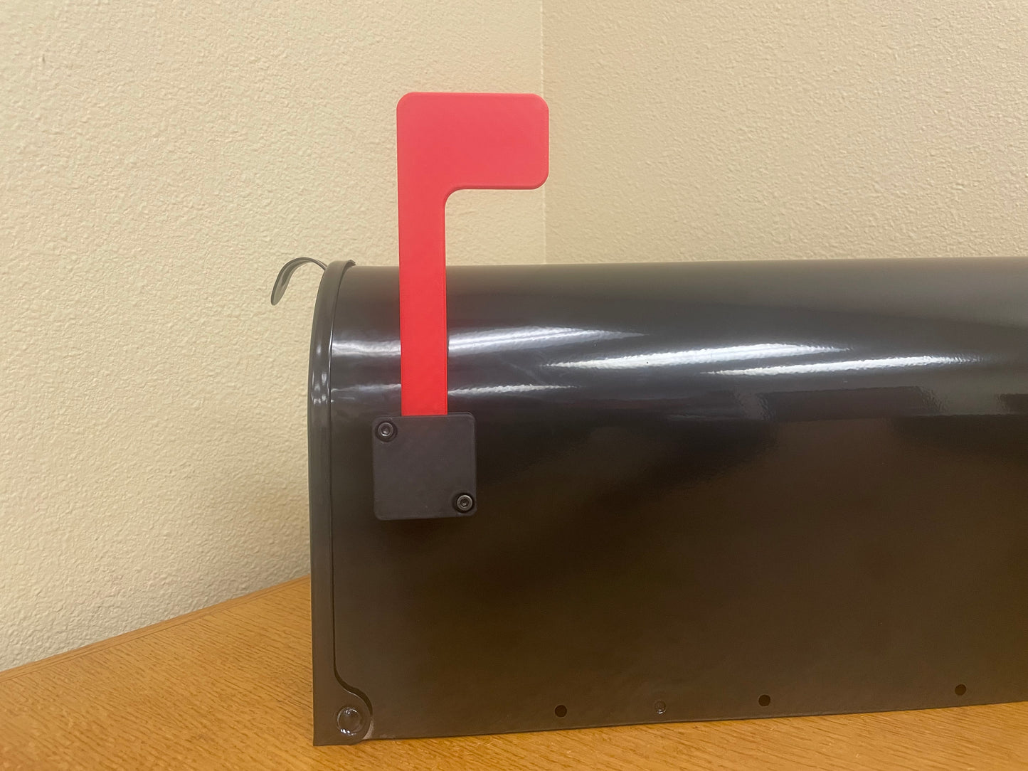 Universal Mailbox Flag